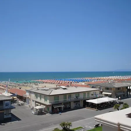 Otel Tina