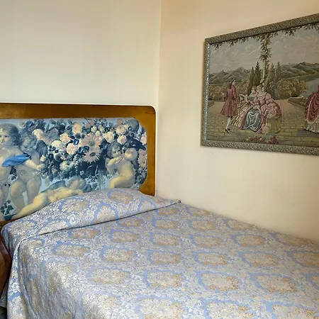 Otel Tina Viareggio