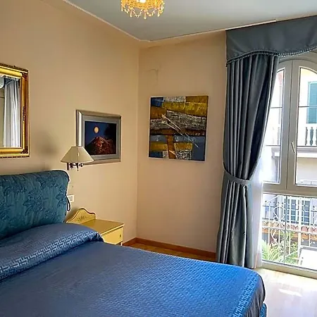 Hotel Tina 3*