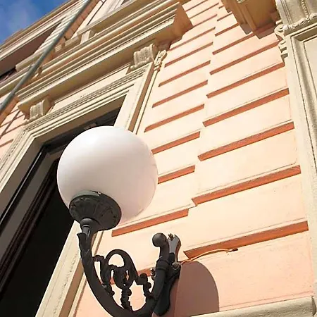 Hotel Tina Viareggio