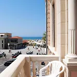 Tina Hotel 3*